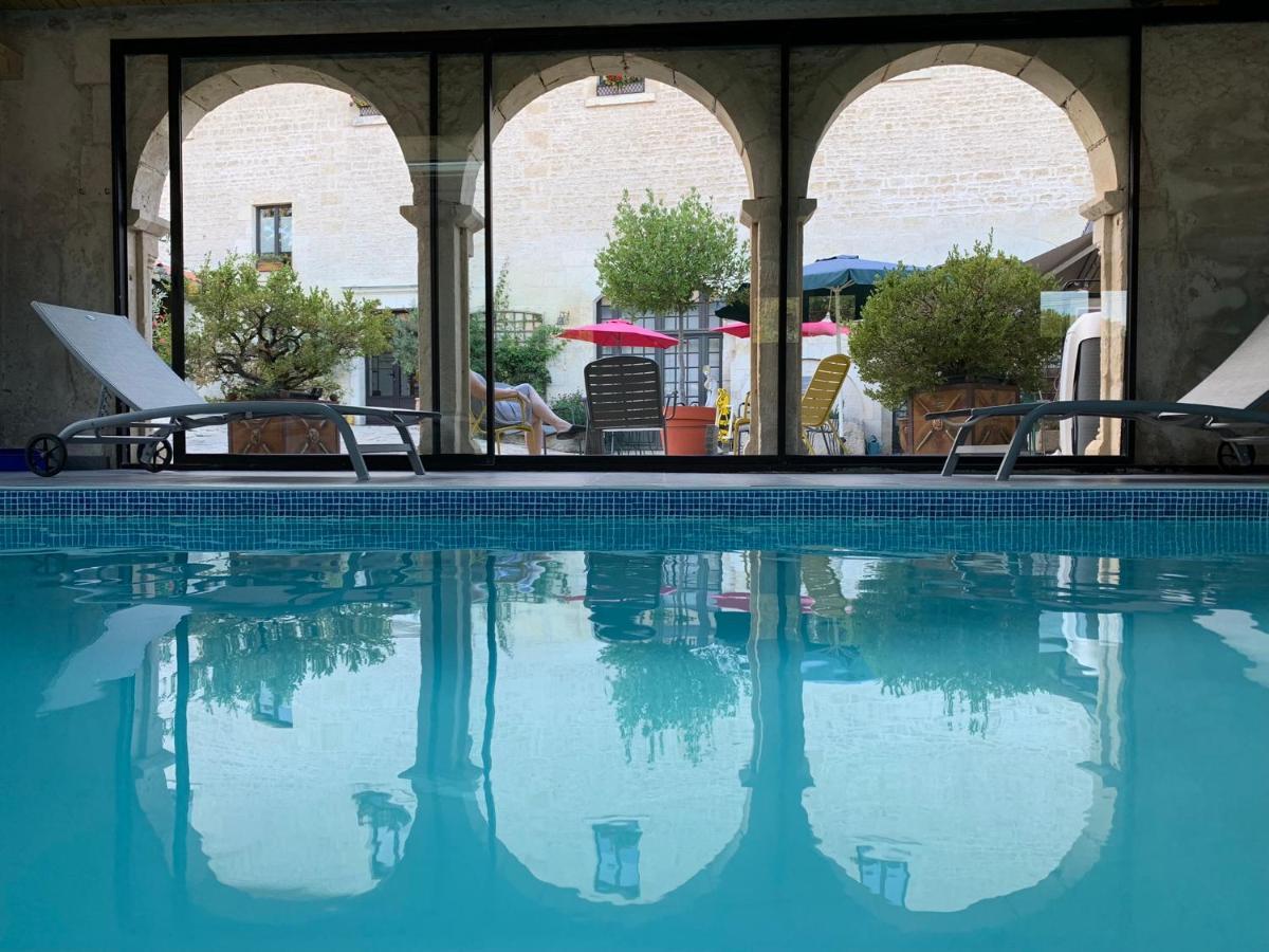 Logis De La Roche - Niort - Chauray Hotel ภายนอก รูปภาพ