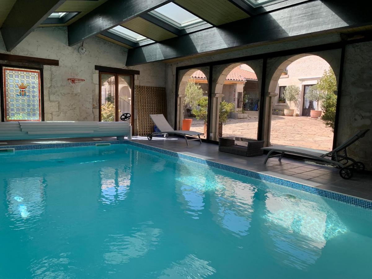 Logis De La Roche - Niort - Chauray Hotel ภายนอก รูปภาพ